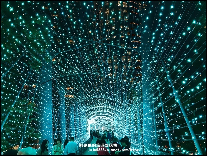 新北歡樂耶誕城1.JPG