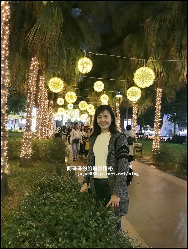 新北歡樂耶誕城12.JPG