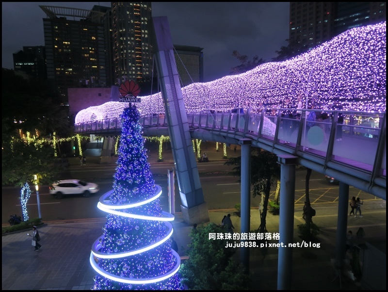新北歡樂耶誕城16.JPG