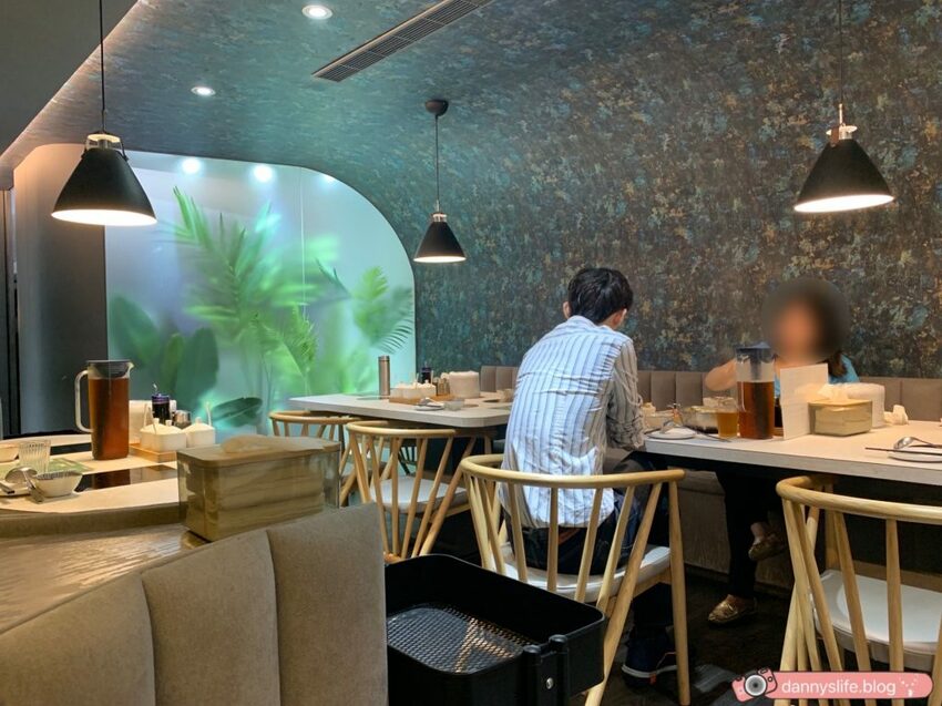 大安區平價小火鍋，便宜價格吃到高級肉品。高質感裝潢、多肉植物佈置～丹尼的吃喝玩樂～