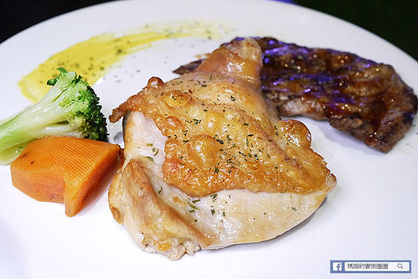 新莊牛排【辛巴原味炭烤牛排】振興加碼送和牛/用三倍券搶好康/歡樂吧自助無限