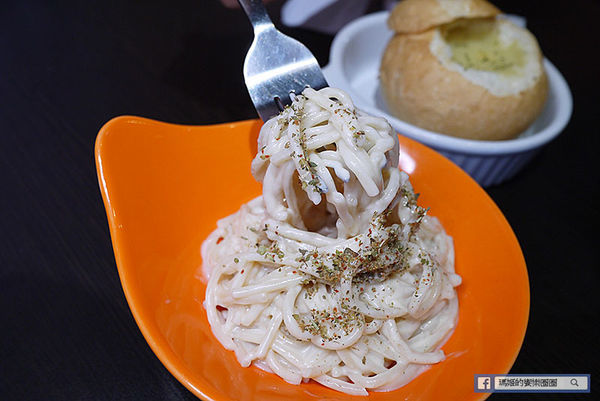 新莊牛排【辛巴原味炭烤牛排】振興加碼送和牛/用三倍券搶好康/歡樂吧自助無限