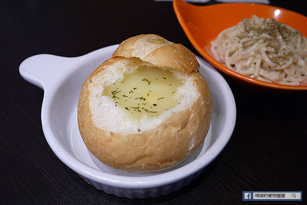 新莊牛排【辛巴原味炭烤牛排】振興加碼送和牛/用三倍券搶好康/歡樂吧自助無限