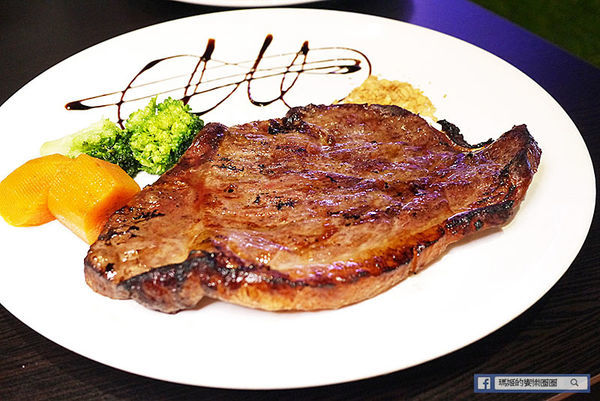 新莊牛排【辛巴原味炭烤牛排】振興加碼送和牛/用三倍券搶好康/歡樂吧自助無限