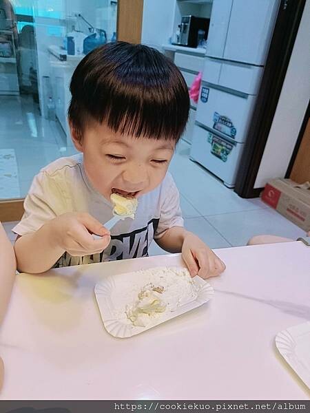 LINE_ALBUM_誰的蛋糕_220624_30 LINE_ALBUM_誰的蛋糕_220624_30