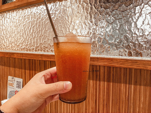 【台中 西屯】涮乃葉-日式涮涮鍋吃到飽(福科店)🍲平日午餐只要$378起就能吃到飽,除了火鍋,裡頭咖哩飯也很不錯,霜淇淋更是令人回味😋