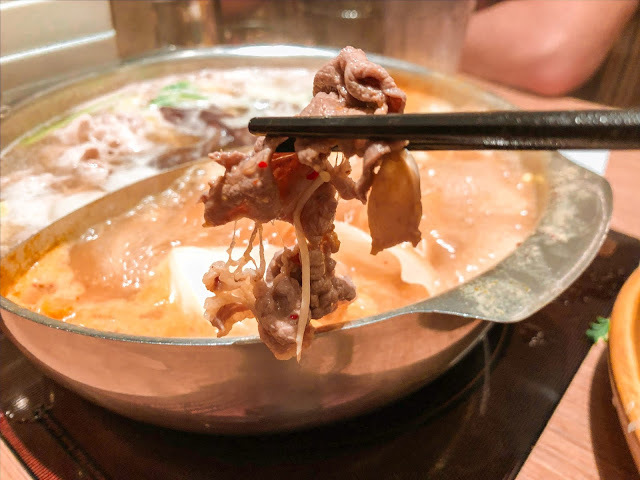 【台中 西屯】涮乃葉-日式涮涮鍋吃到飽(福科店)🍲平日午餐只要$378起就能吃到飽,除了火鍋,裡頭咖哩飯也很不錯,霜淇淋更是令人回味😋