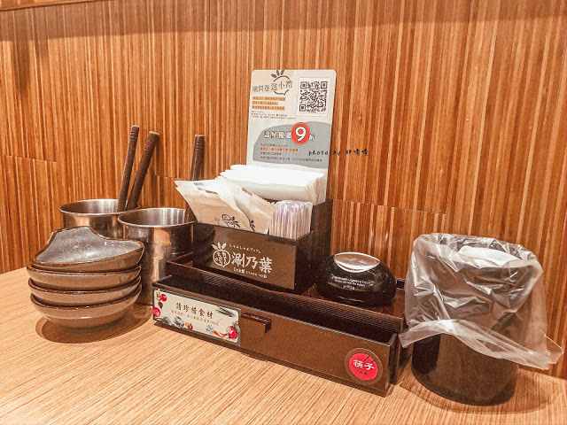 【台中 西屯】涮乃葉-日式涮涮鍋吃到飽(福科店)🍲平日午餐只要$378起就能吃到飽,除了火鍋,裡頭咖哩飯也很不錯,霜淇淋更是令人回味😋