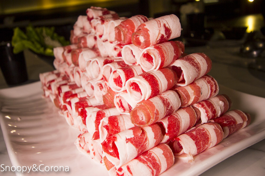 【台北美食】中山區火鍋推薦｜中山區聚餐推薦｜丼賞和食日本料理&嗨蝦蝦三杯醉蝦石頭火鍋林森旗艦店～全台第一間三杯醉蝦石頭火鍋的第一品牌