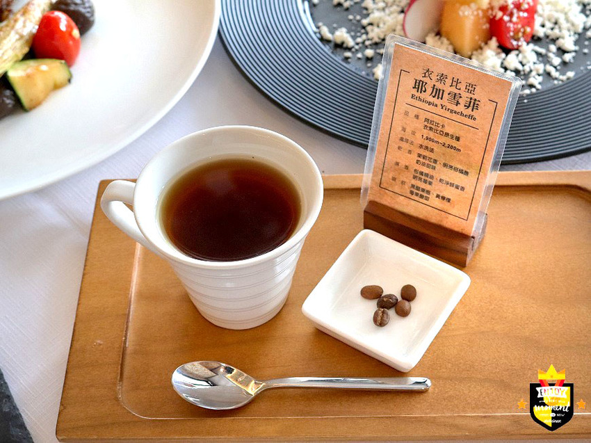 台南牛排/全台首間老屋門市/庭園式獨棟建築/濃濃復古懷舊風/全店使用美國牛/桌邊服務細心周到-「王品牛排台南健康店」