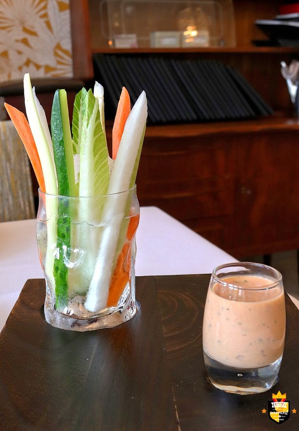 台南牛排/全台首間老屋門市/庭園式獨棟建築/濃濃復古懷舊風/全店使用美國牛/桌邊服務細心周到-「王品牛排台南健康店」