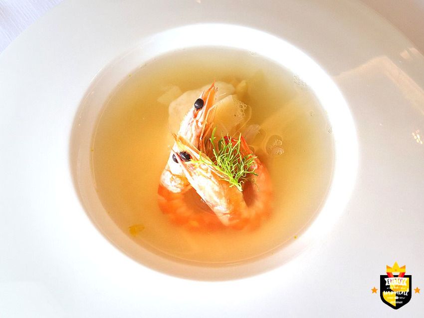 台南牛排/全台首間老屋門市/庭園式獨棟建築/濃濃復古懷舊風/全店使用美國牛/桌邊服務細心周到-「王品牛排台南健康店」