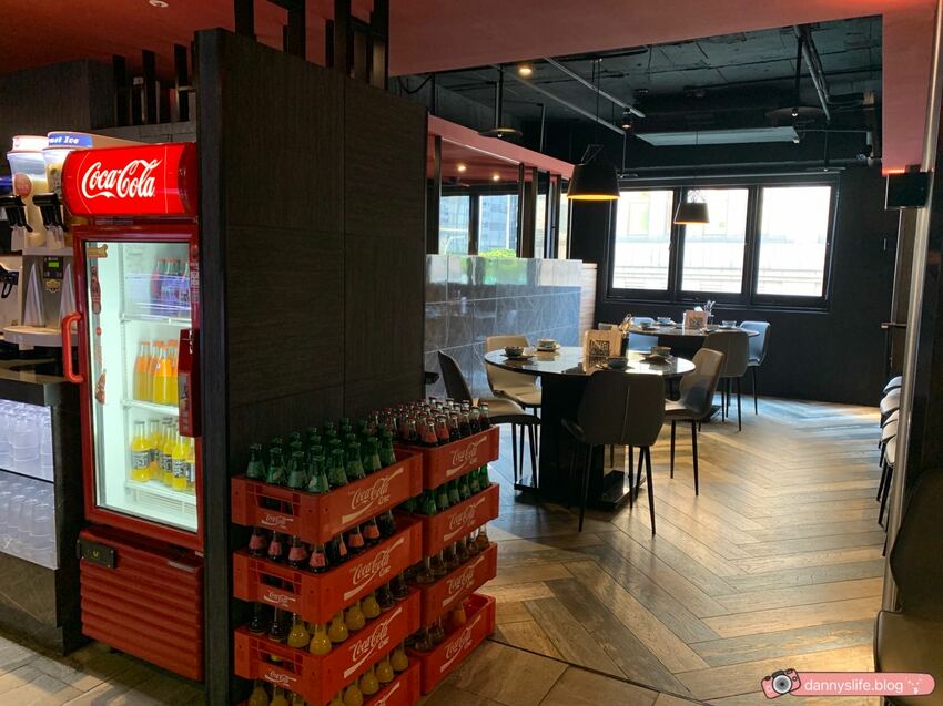 麻辣鴛鴦鍋│豐富自助吧＆高級和牛吃到飽！疫情期間，外帶/外送多人套餐組合優惠～丹尼的吃喝玩樂 dannyslife.blog