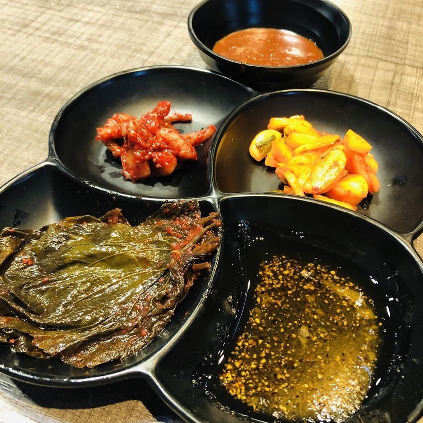 【新店美食】FUN鍋子|大坪林平價韓式餐廳、韓國烤肉、韓式炸雞 (10).JPG