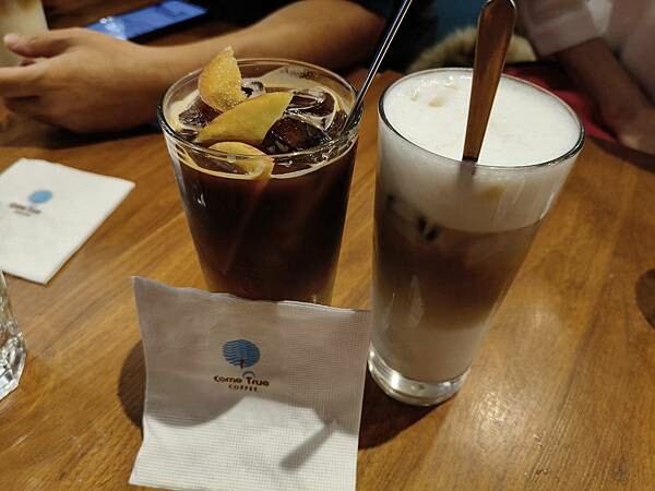 板橋車站2樓成真咖啡~環球百貨~