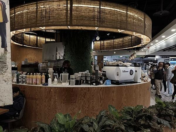 板橋車站2樓成真咖啡~環球百貨~