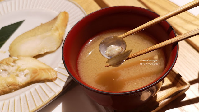 文青打卡聖地！小器食堂 華山店：品味極簡精緻的家庭定食∣ 台北中正區 忠孝新生站 華山美食