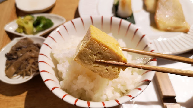 文青打卡聖地！小器食堂 華山店：品味極簡精緻的家庭定食∣ 台北中正區 忠孝新生站 華山美食