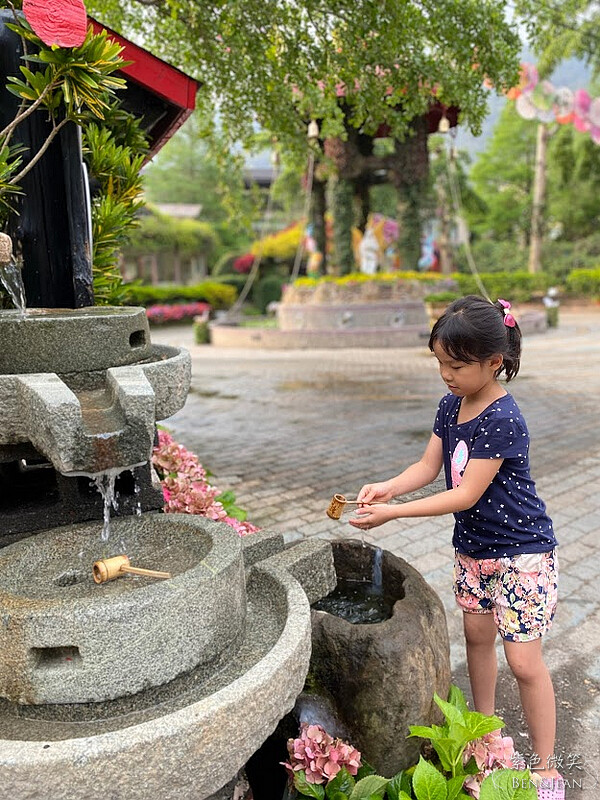 楓樺台一渡假村(台一生態休閒農場)全台唯一花神廟,40000坪花園綠地,四季花卉美不勝收~森林戲水,泳池沙池,親