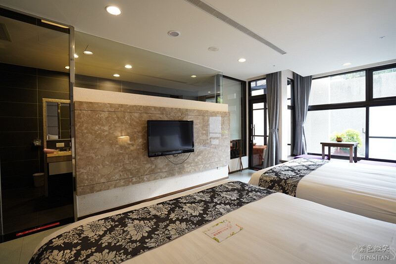 楓樺台一渡假村(台一生態休閒農場)全台唯一花神廟,40000坪花園綠地,四季花卉美不勝收~森林戲水,泳池沙池,親