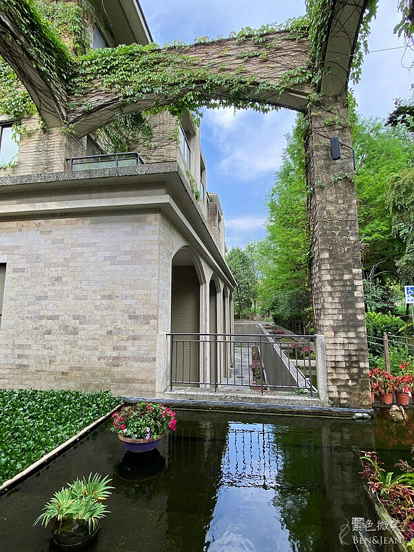 楓樺台一渡假村(台一生態休閒農場)全台唯一花神廟,40000坪花園綠地,四季花卉美不勝收~森林戲水,泳池沙池,親