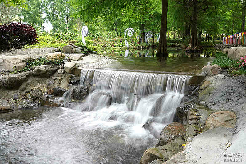 楓樺台一渡假村(台一生態休閒農場)全台唯一花神廟,40000坪花園綠地,四季花卉美不勝收~森林戲水,泳池沙池,親