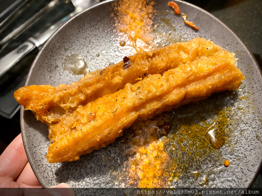 新竹美食。吃 | 老東家重慶麻辣鍋 | 重慶經典麻辣鍋。鴨血凍豆腐超Juicy入味。麻而不燥。辣而不嗆。主打重慶川味