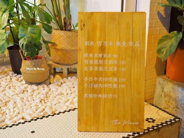 PC280011_調整大小