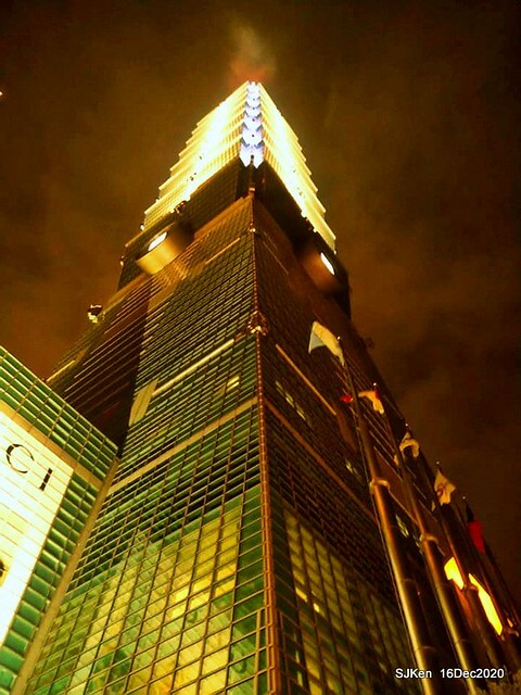 Christmas street decoration of Taipei 101, Taipei,Tawan,SJKen,Dec16,2020.