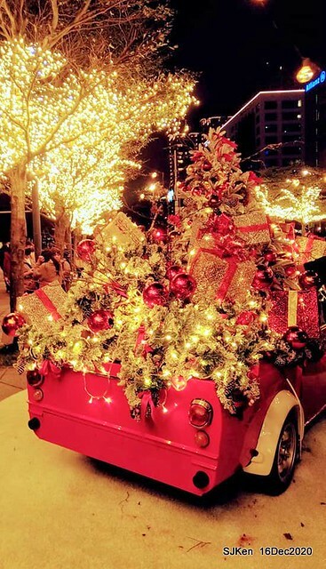 Christmas street decoration of Taipei 101, Taipei,Tawan,SJKen,Dec16,2020.