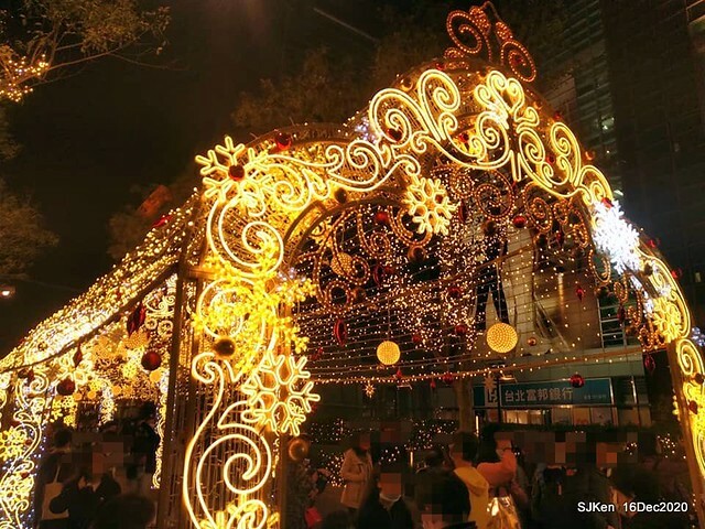 Christmas street decoration of Taipei 101, Taipei,Tawan,SJKen,Dec16,2020.