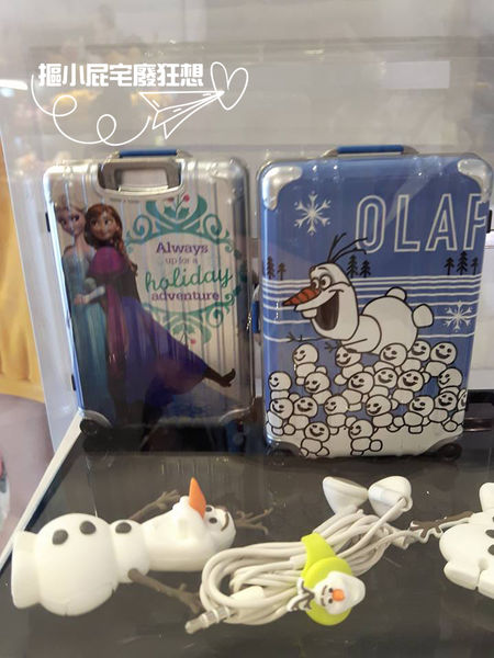 【活動限定】101水舞廣場冰雪奇緣嘉年華－信義區單日遊，漫步街頭感受佳節氣氛！