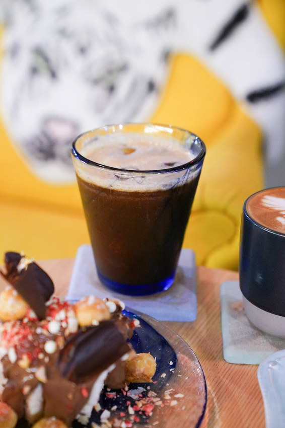 吉十 (44) 吉十 (44)