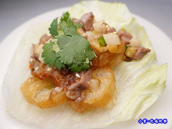 生菜盞水果鴨鬆-四季中餐廳 (2).jpg