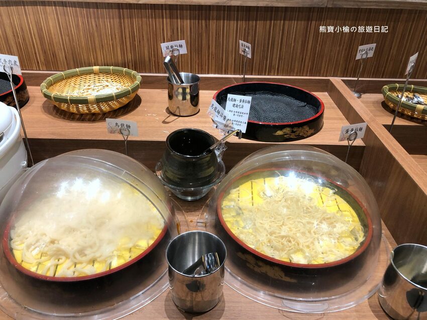 【新竹美食】涮乃葉新竹大魯閣湳雅店，日式火鍋涮涮鍋吃到飽，咖哩烏龍麵、抹茶牛奶霜淇淋超好吃！內文附詳細菜單價位介紹。 @熊寶小榆の旅遊日記
