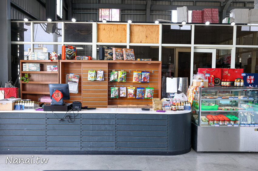 花壇這間水產超好買!活體泰國蝦,布袋鮮蚵,夯肉套餐組合,千種商品任你挑,優惠時段買一送一必搶