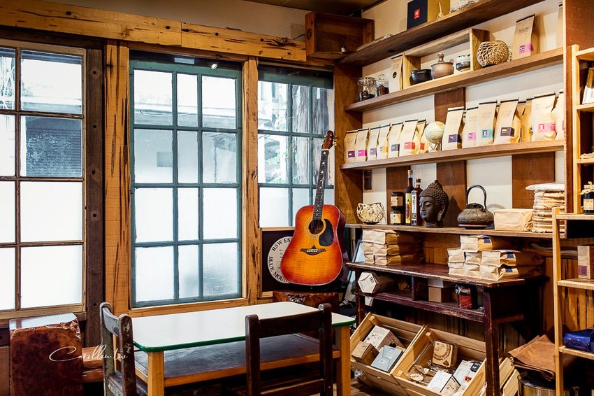 《Douzi 美術館站 舞圓人文會館》咖啡配菜脯 台灣味咖啡館 - 卡琳。摸魚兒趣