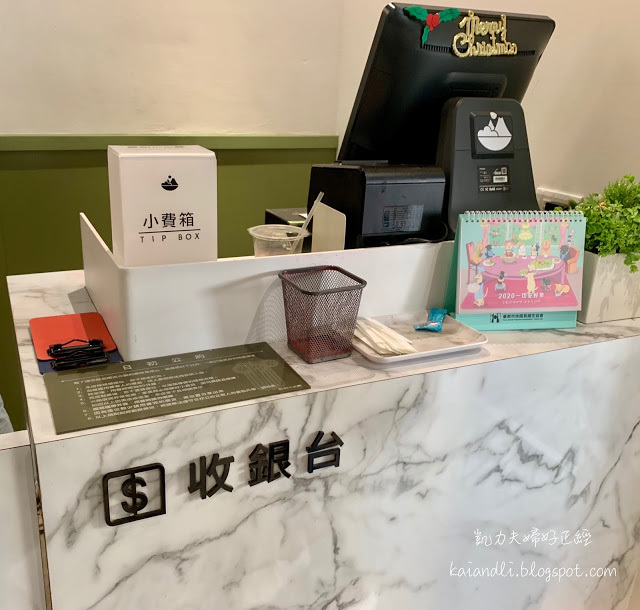 【高雄美食餐廳】日初小火鍋|有點小文青,也有點小清新,CP值爆棚的高質感小火鍋。