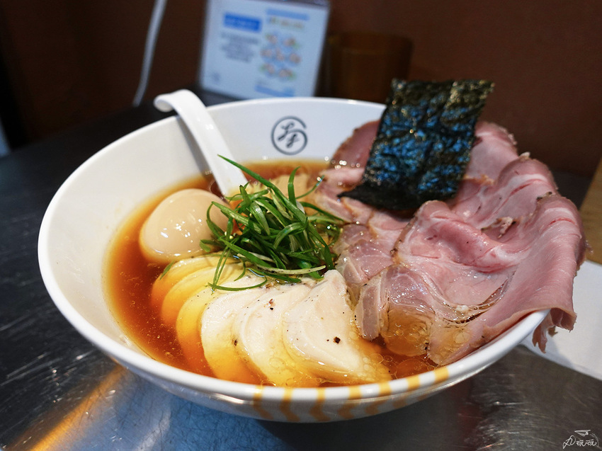 【大角拉麵】雞清湯柚香拉麵，新竹東門市場必嚐美食