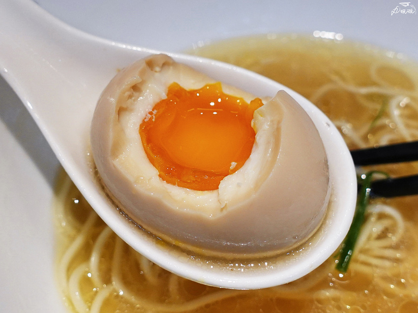 【大角拉麵】雞清湯柚香拉麵，新竹東門市場必嚐美食