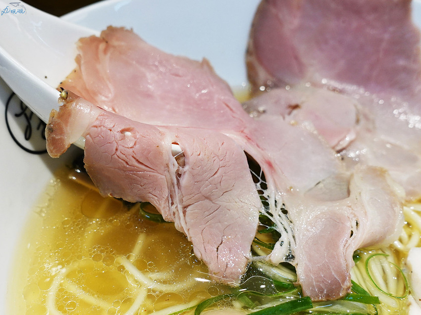 【大角拉麵】雞清湯柚香拉麵，新竹東門市場必嚐美食