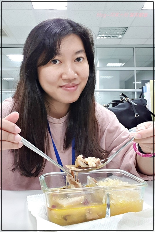 湘承私廚 東北酸白菜鍋+藥膳麻辣鍋+老罈酸菜鍋+金湯肥牛鍋(網購宅配小火鍋料理包推薦) 23.jpg