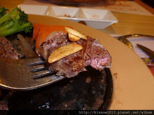 ROYAL HOST樂雅樂家庭餐廳(敦化店)：溫暖具有復古特色的餐廳--ROYAL HOST樂雅樂家庭餐廳(敦化店)口碑券体驗心得