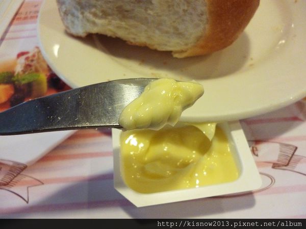 ROYAL HOST樂雅樂家庭餐廳(敦化店)：溫暖具有復古特色的餐廳--ROYAL HOST樂雅樂家庭餐廳(敦化店)口碑券体驗心得