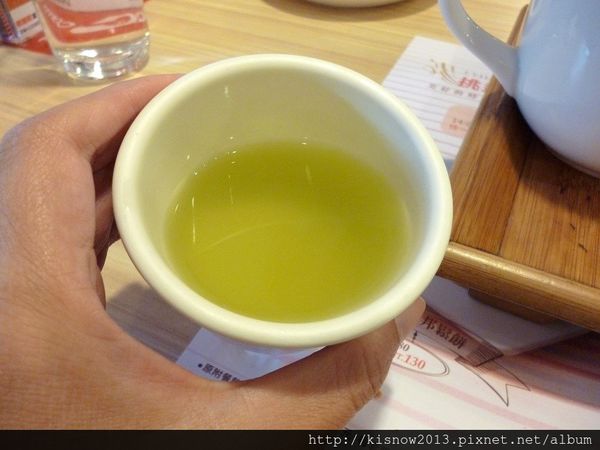 ROYAL HOST樂雅樂家庭餐廳(敦化店)：溫暖具有復古特色的餐廳--ROYAL HOST樂雅樂家庭餐廳(敦化店)口碑券体驗心得