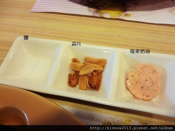 ROYAL HOST樂雅樂家庭餐廳(敦化店)：溫暖具有復古特色的餐廳--ROYAL HOST樂雅樂家庭餐廳(敦化店)口碑券体驗心得