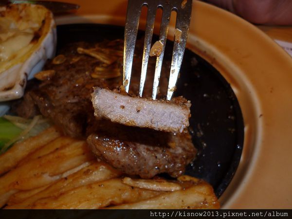 ROYAL HOST樂雅樂家庭餐廳(敦化店)：溫暖具有復古特色的餐廳--ROYAL HOST樂雅樂家庭餐廳(敦化店)口碑券体驗心得