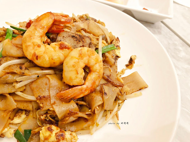 【台中 南屯】PappaRich Taiwan 金爸爸(文心秀泰店)，正宗馬來西亞料理，台灣第四家店悄悄在9月文心秀泰開幕囉！