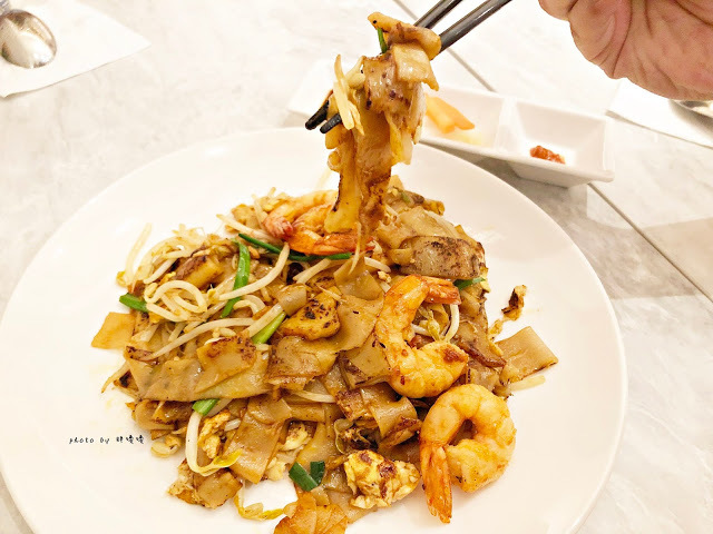 【台中 南屯】PappaRich Taiwan 金爸爸(文心秀泰店)，正宗馬來西亞料理，台灣第四家店悄悄在9月文心秀泰開幕囉！