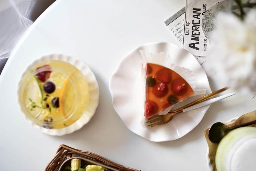 新竹巷弄韓系咖啡廳『三隻貓』裏頭有四隻可愛療癒的貓咪陪著你用餐！(新竹早午餐/新竹下午茶)